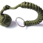 Kľúčenka s paracord guľôčkou