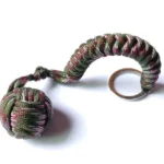 Kľúčenka s paracord guľôčkou