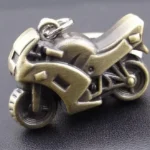 Motorkárska kľúčenka – Originálna športová